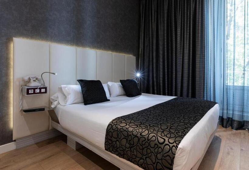 景色の見えるスーペリアルーム, Petit Palace Santa Barbara