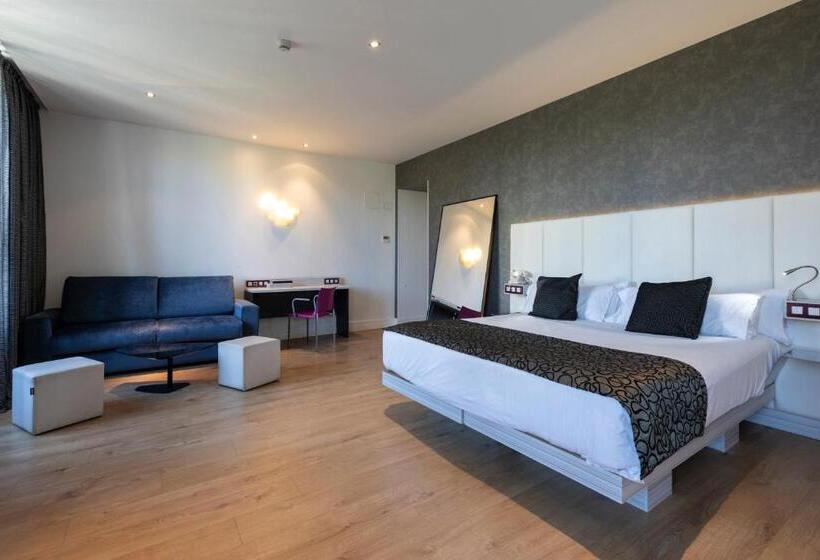 景色の見えるジュニアスイート, Petit Palace Santa Barbara