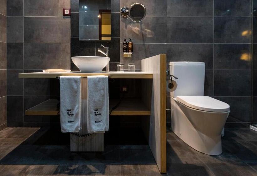 スタンダード４人部屋, Petit Palace Santa Barbara