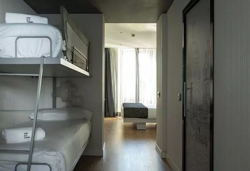 Standard Quadruple Room