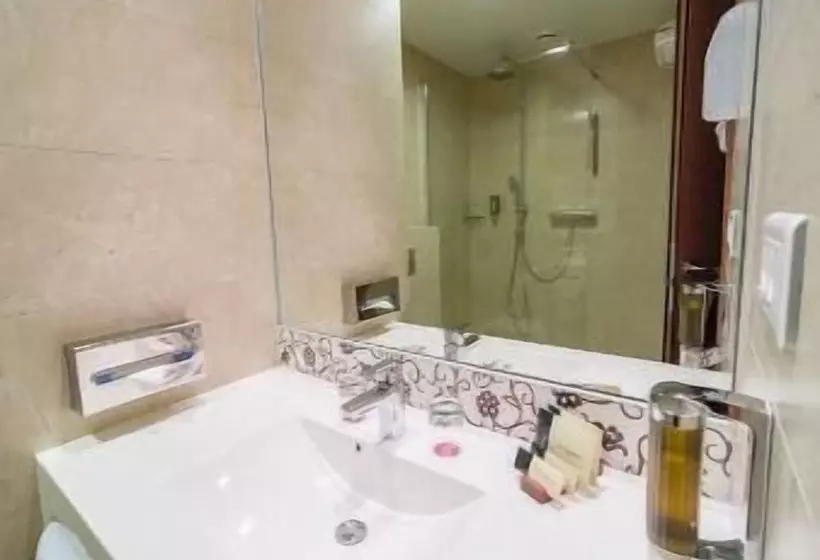 デラックスルーム, Ramada By Wyndham Oradea