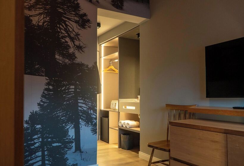 标准三人间, Refugio Knapp