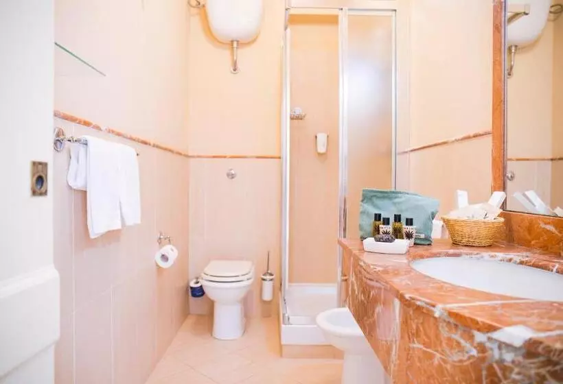 سوییت با چشمانداز دریا, Relais Villa Giuliana