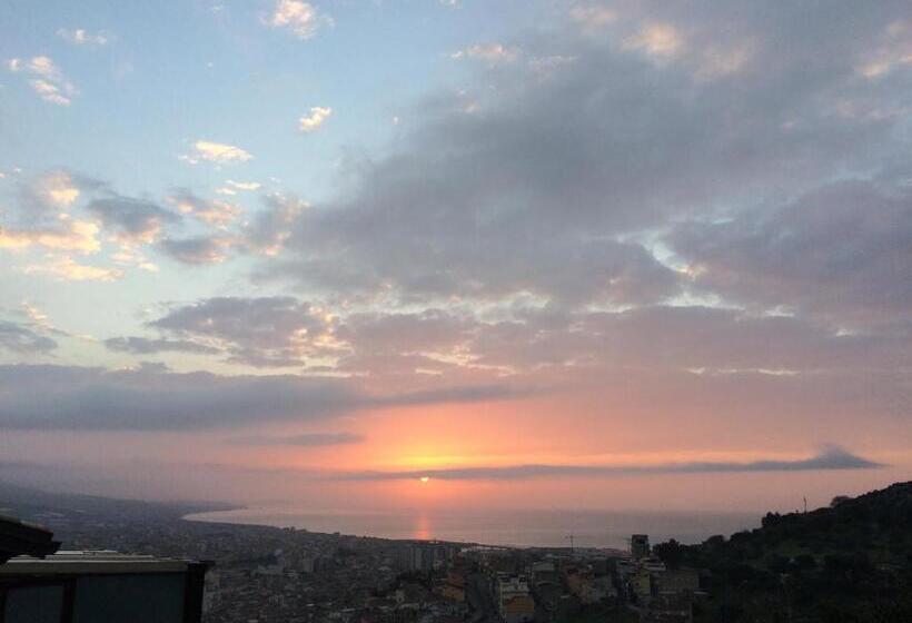 オーシャンビュースイート, Relais Villa Giuliana