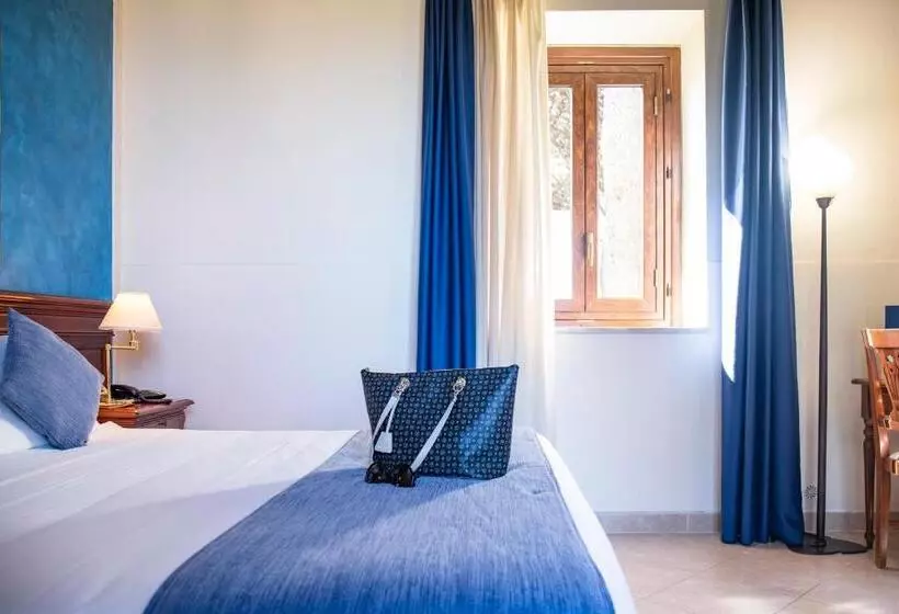 سوئیت با وان آب گرم, Relais Villa Giuliana