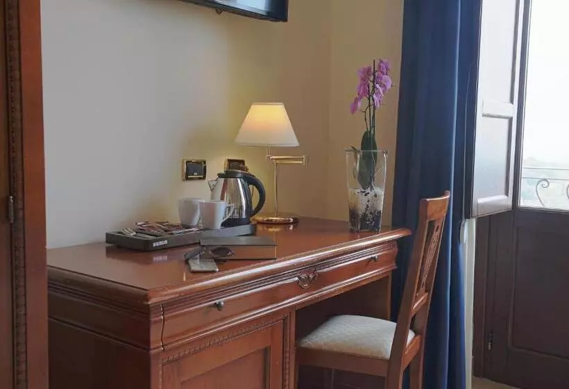 اتاق سوپریور, Relais Villa Giuliana