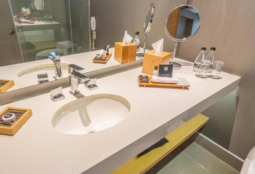 带大床的高级房间, Sonesta Hotel Bogotá