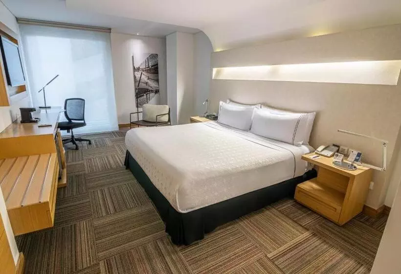 キングサイズベッドのスーペリアルーム, Sonesta Hotel Bogotá