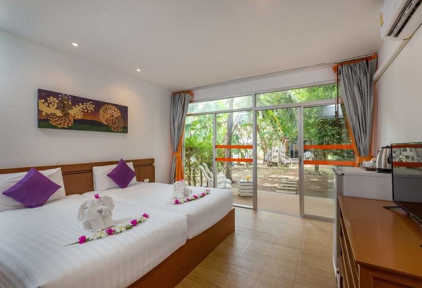 수피리어 룸 가든 전망, Phuket Sea Resort Sha Extra Plus