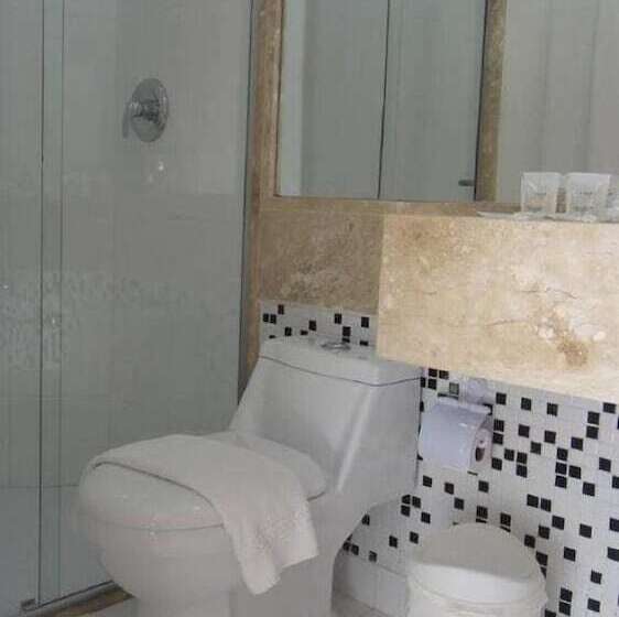 スーペリアトリプルルーム, Syros Hotel