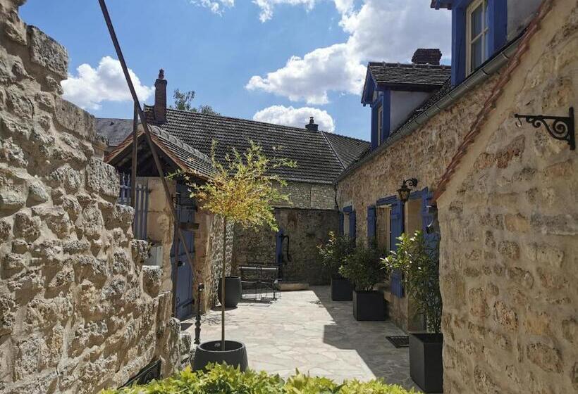 テラス付きスタンダードルーム, Les Vieilles Pierres Chambres D Hôtes