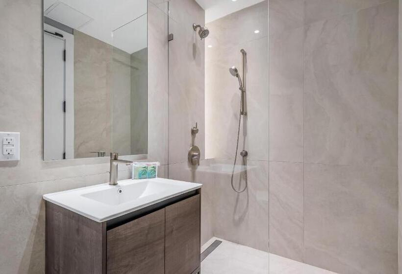 디럭스 스위트, Global Luxury Suites At The Arches