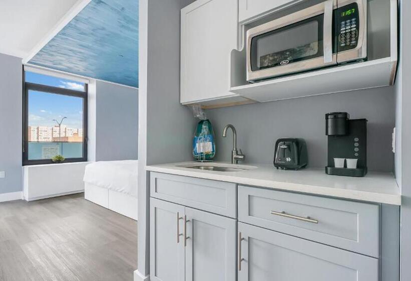 디럭스 스위트 킹 침대, Global Luxury Suites At The Arches