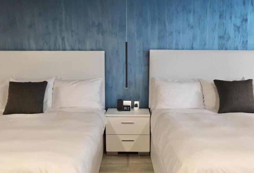 디럭스 스위트, Global Luxury Suites At The Arches