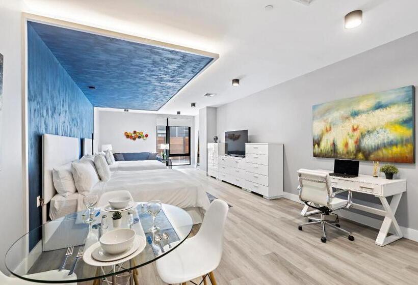 디럭스 스위트, Global Luxury Suites At The Arches