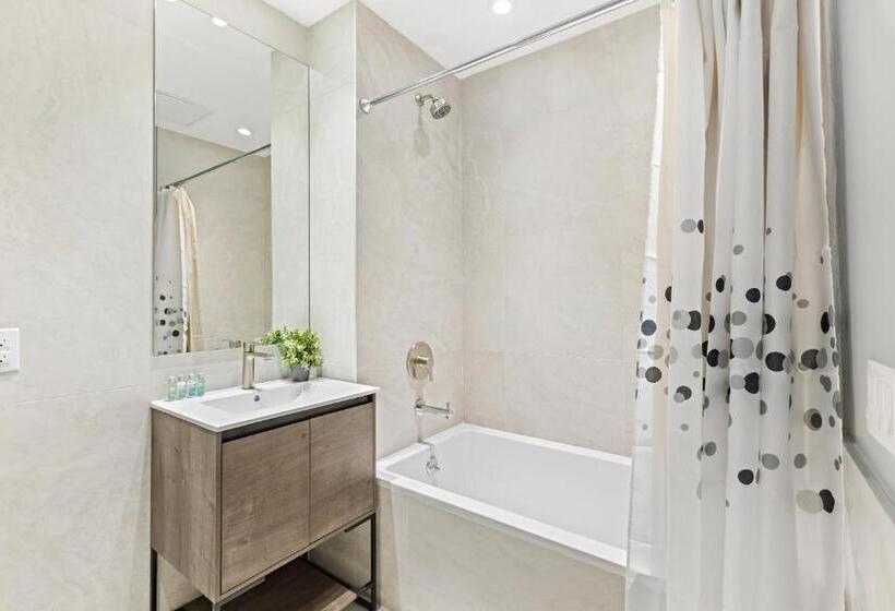 디럭스 스위트, Global Luxury Suites At The Arches