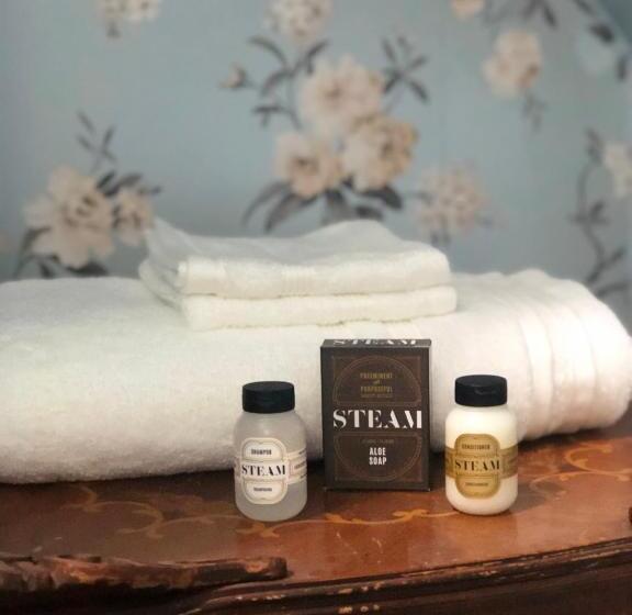 스탠다드 룸, The Victorian On Main