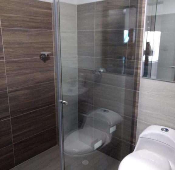 디럭스 룸, Cayapo