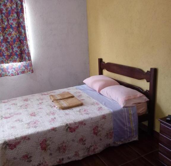 Pokój Standard Trzyosobowy, Pousada E Camping Canastra Mineira