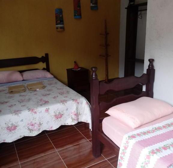 Pokój Standard Trzyosobowy, Pousada E Camping Canastra Mineira