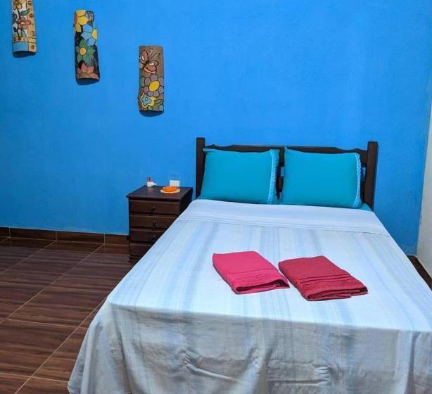 Pokój Standard Trzyosobowy, Pousada E Camping Canastra Mineira