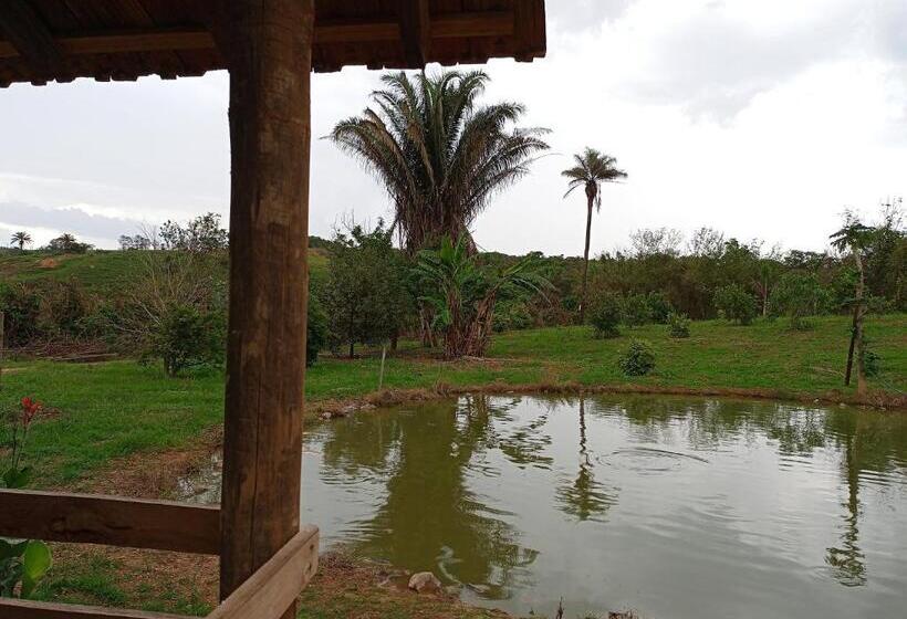 Pokój Standard Trzyosobowy, Pousada E Camping Canastra Mineira