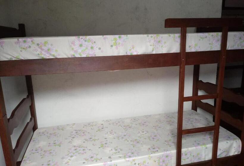 Pokój Czteroosobowy Standard, Pousada E Camping Canastra Mineira