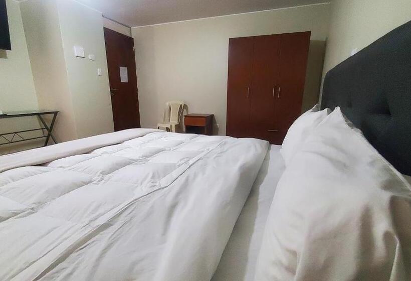 Deluxe Suite King Bed, Wanka Palace