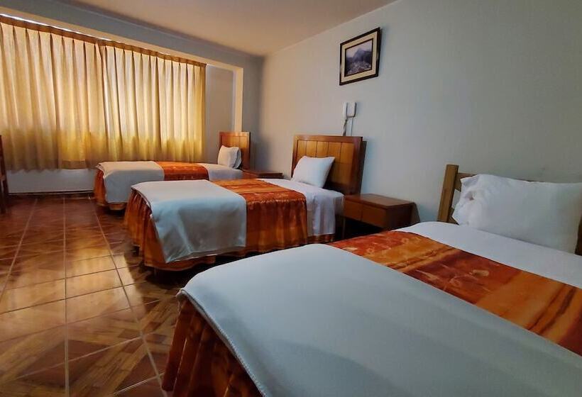 اتاق استاندارد سه نفره, Wanka Palace