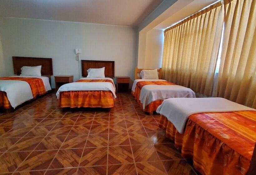 اتاق استاندارد چهار تخته, Wanka Palace