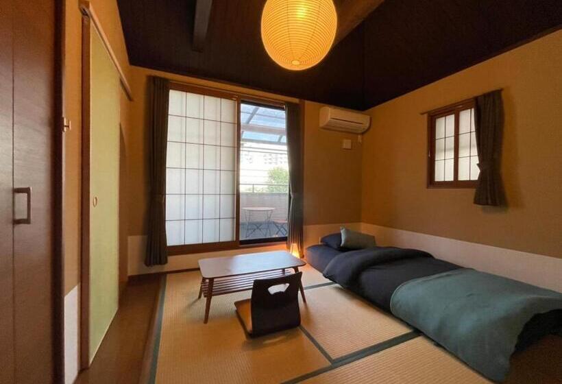 4 Sovrums Hus, Guesthouse Nobi