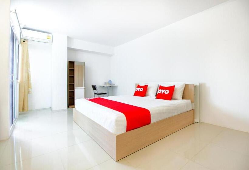 Quarto Deluxe, Capital O 411 Grandview Condo 15