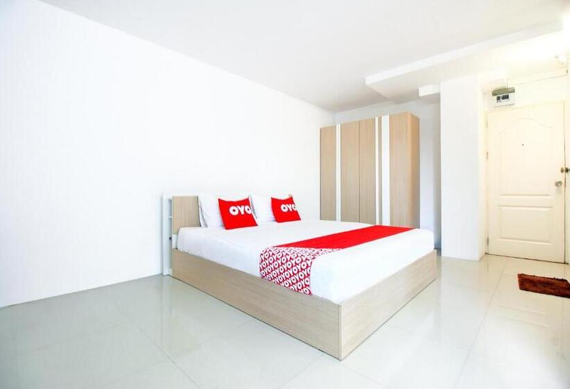 Quarto Deluxe, Capital O 411 Grandview Condo 15