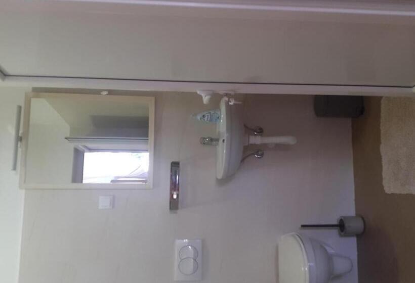 اتاق استاندارد, B&b Lakis&takis