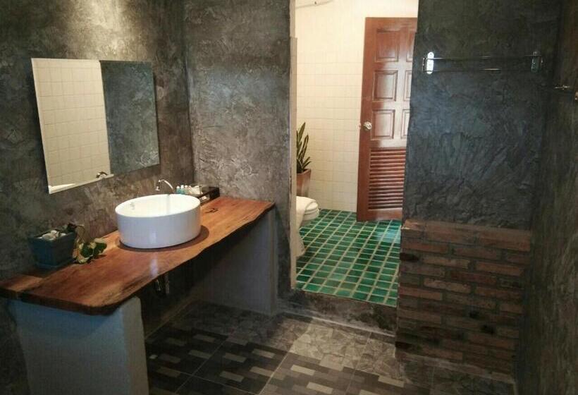 디럭스 룸 바다 전망, The Chevalley Beach Resort