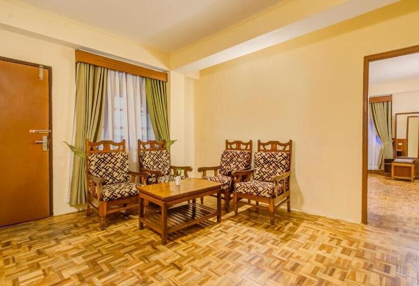 کابین, Summit Tashi Ghang Heritage Resort