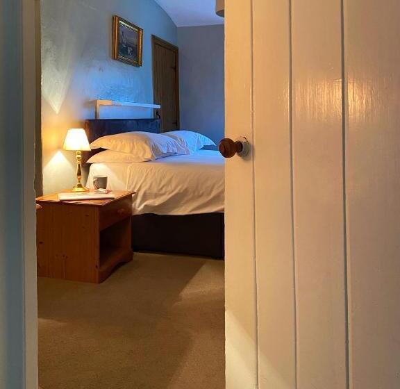 Классический Номер, Bower House Inn