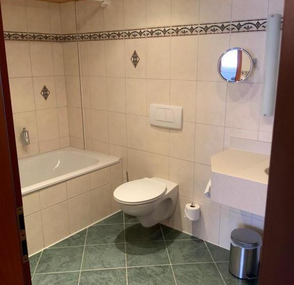 스탠다드 룸, Da‘ Amici