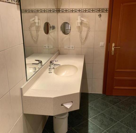 스탠다드 자쿠지 룸, Da‘ Amici