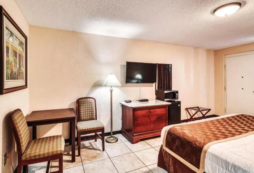 身障者適用キングサイズベッドルーム, Palms Garden Inn