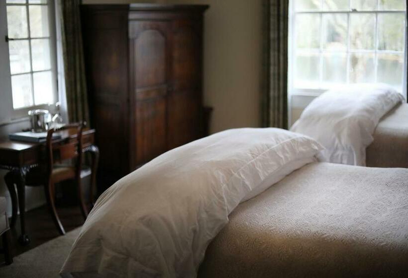디럭스 룸, The Greystone Inn