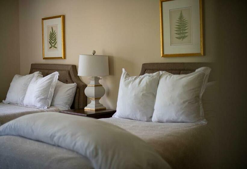 デラックスルーム, The Greystone Inn