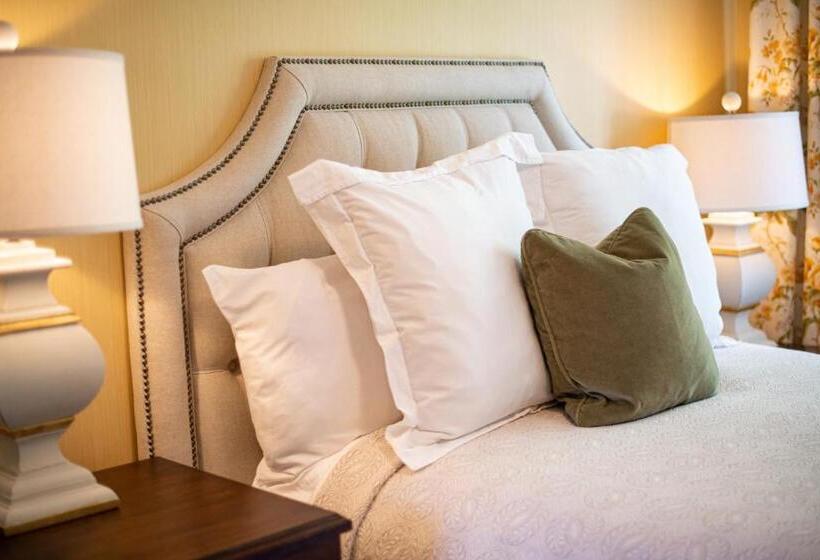 スーペリアールーム, The Greystone Inn