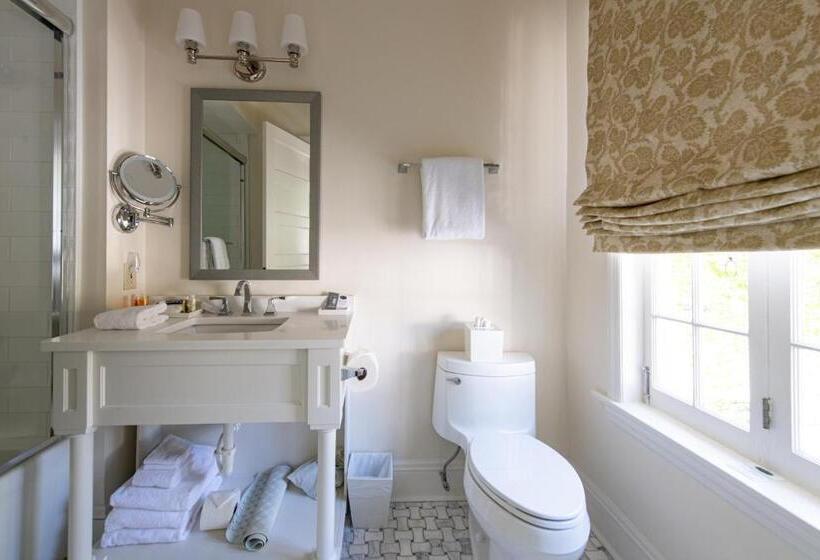 キングサイズベッドのスーペリアルーム, The Greystone Inn