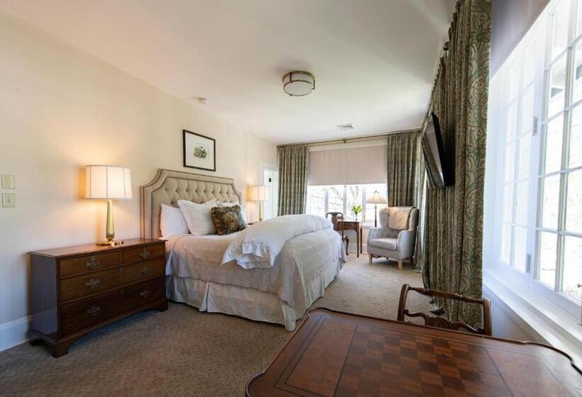 스위트, The Greystone Inn