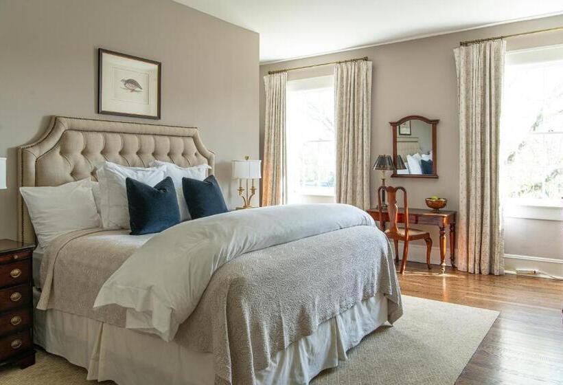 キングサイズベッドのスタンダードルーム, The Greystone Inn