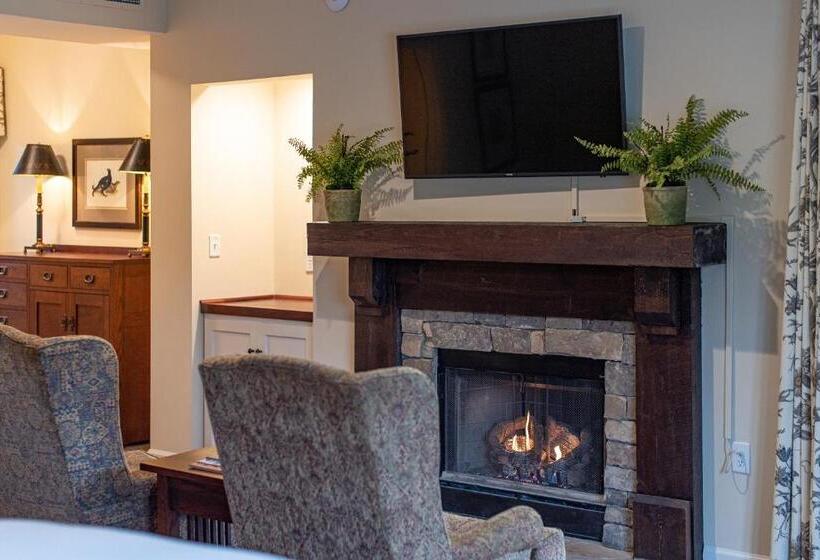 デラックスルーム, The Greystone Inn