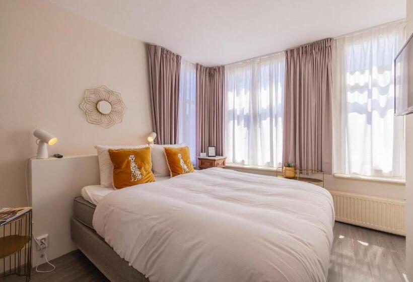 Номер Стандарт, Lot