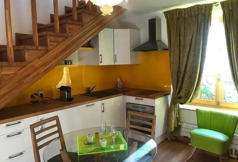 Люкс Superior, Besharat Gallery & Museum