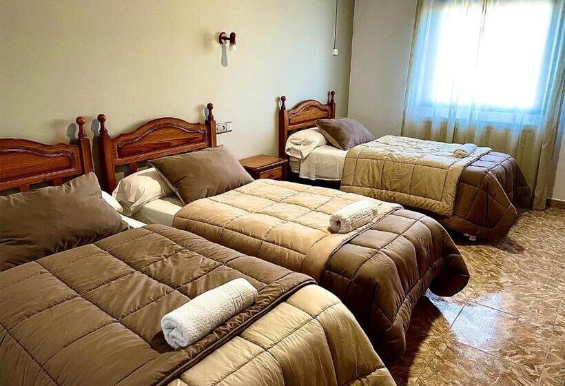 이코노미 트리플 룸, Hostal Torresmancha